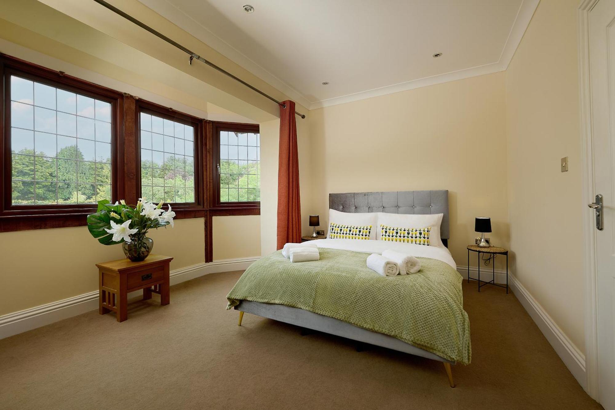 Spacious Home For Large Families And Contractors Wolverhampton Exterior foto